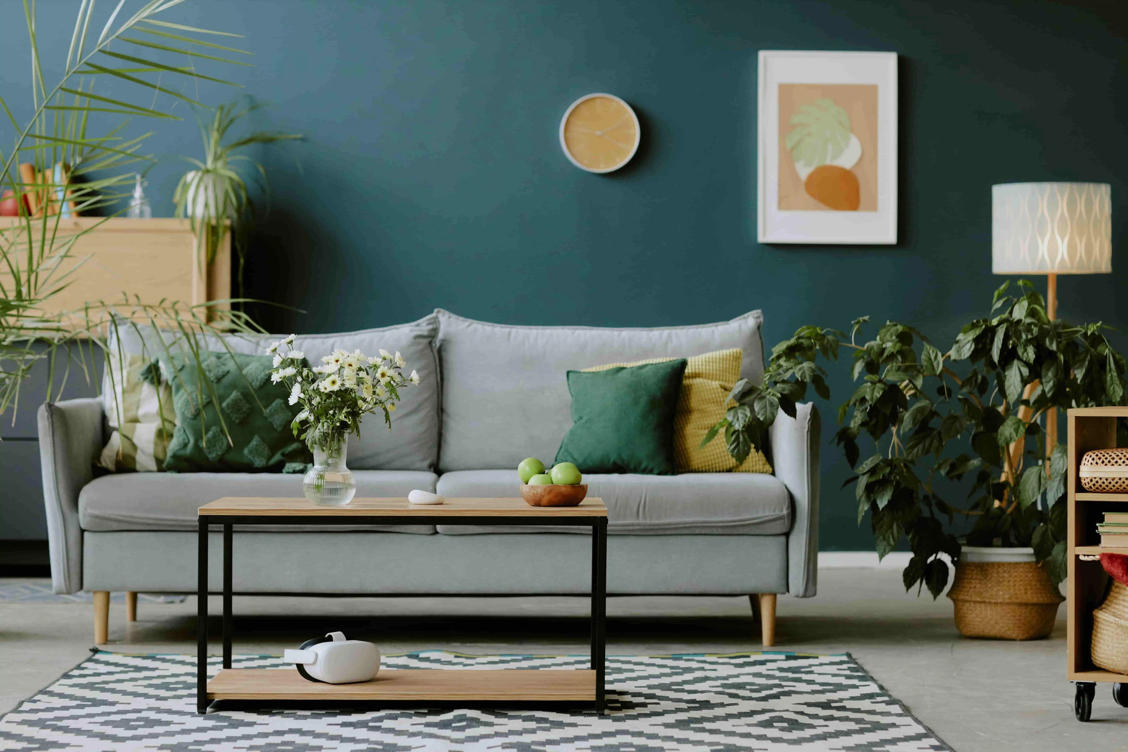 Doğa Dostu Ev Dekorasyonunda Şişelerin Yenilikçi ve Sürdürülebilir Kullanımı