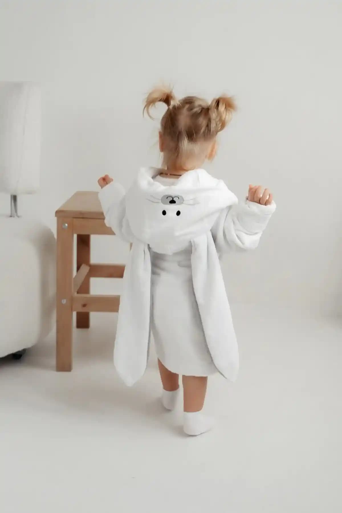 Doğal Bambu Bebek Bornozları: Güvenli ve Çevre Dostu Bebek Bakım Seçenekleri