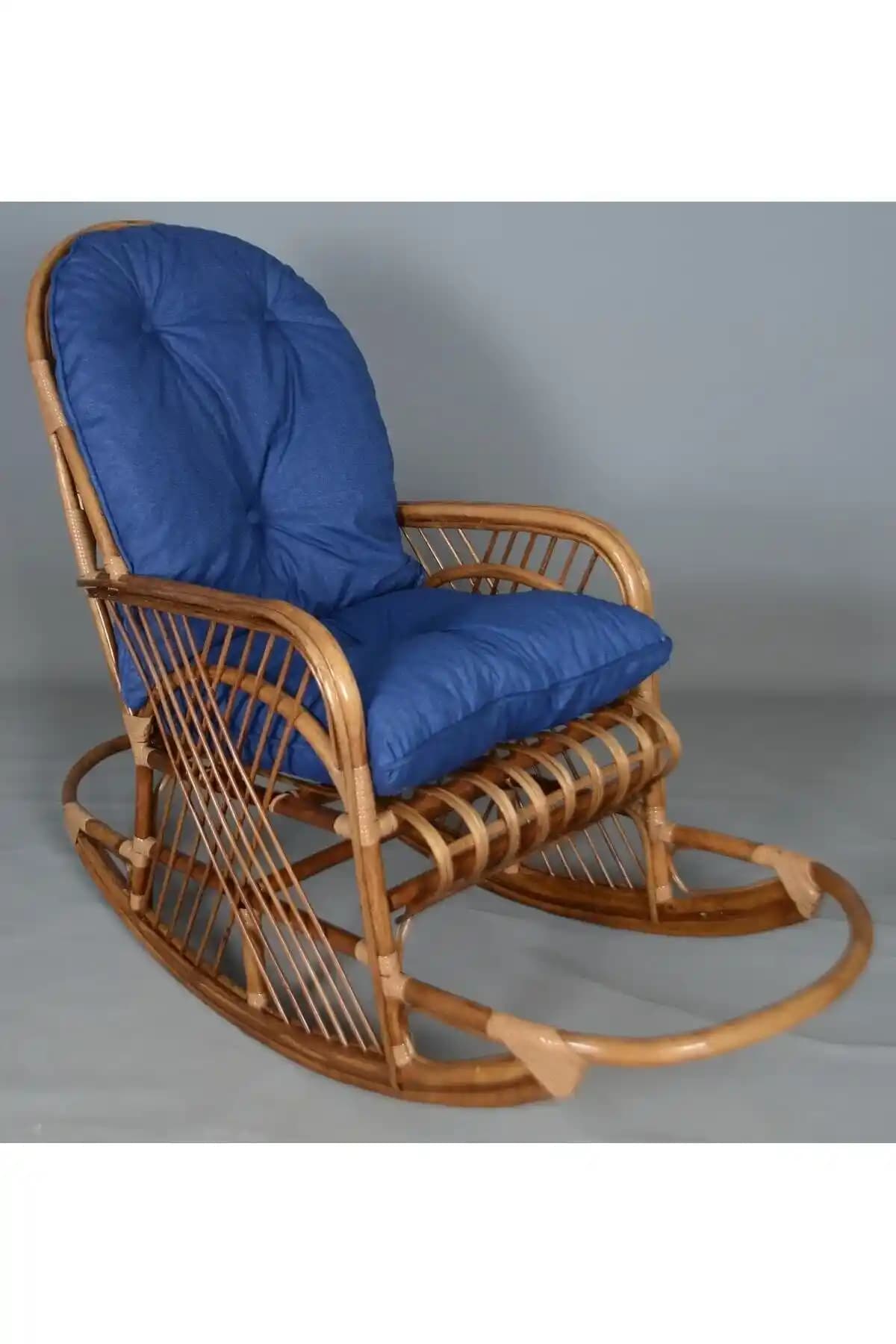 Doğal Bambu Malzeme ile Sürdürülebilir ve Estetik Sallanan Sandalyeler Üretimi