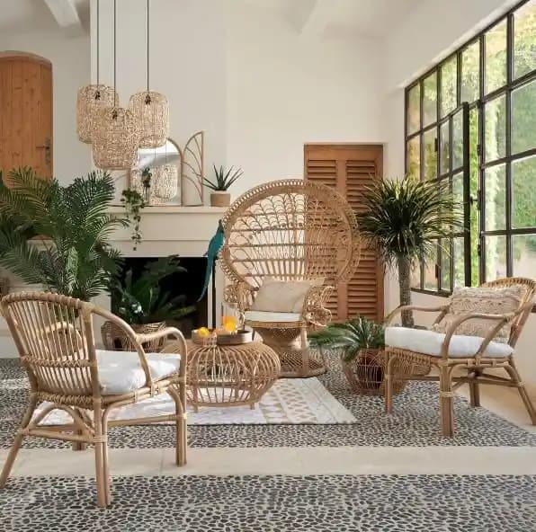 Doğal Malzemeler ve Himalaya Tuz Lambalarıyla Ev Dekorasyonunda Sıcaklık ve Estetik Yaratma