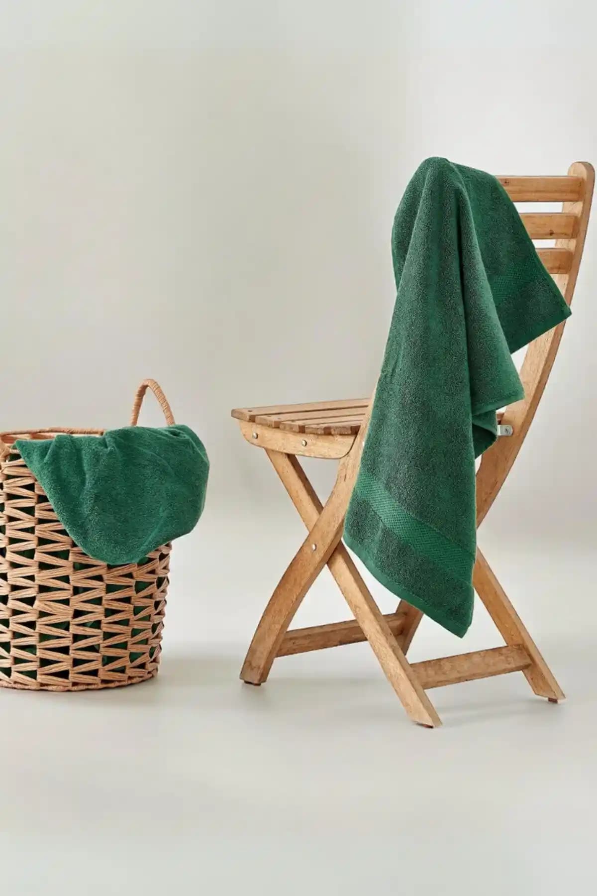 Doğal Pamuk Yüz ve Saç Havluları: Emiciliği ve Doğallığıyla Günlük Kullanım İçin Uygun