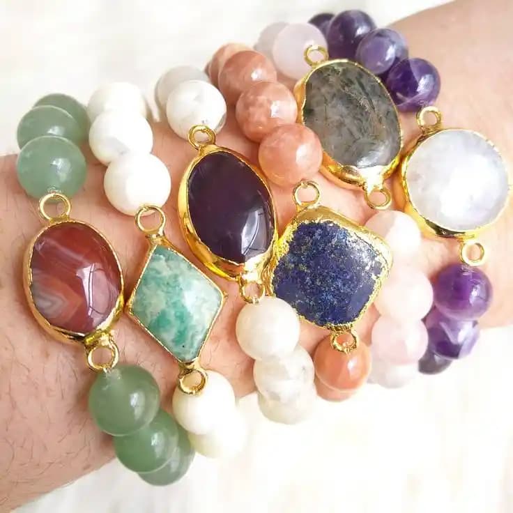 Doğal Taşların Ev Dekorasyonunda Kullanımı ve Estetik Sağlayan Faydaları