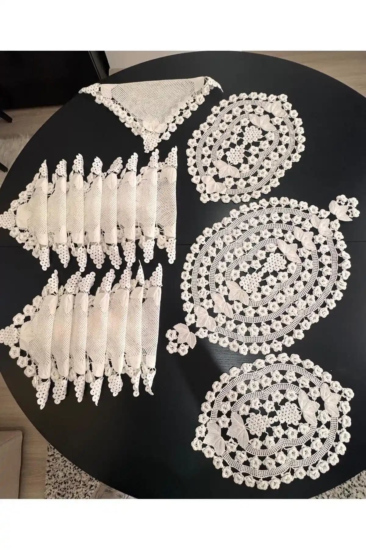 El Yapımı Dantellerin Estetik ve Dayanıklılığıyla Ev Dekorasyonuna Katkısı