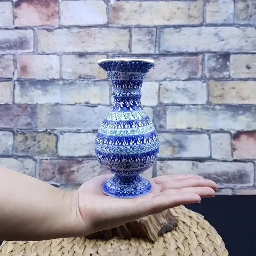 El Yapımı Otantik Vazolar ile Mekanlarınıza Doğallık ve Özgünlük Katın