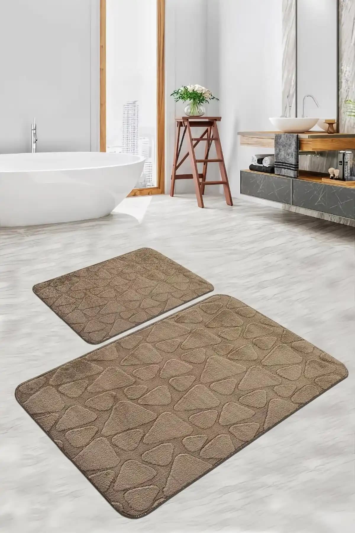 Estetik ve Fonksiyonel Banyo Halıları: Modern Tasarımlar ve Kullanım Avantajları