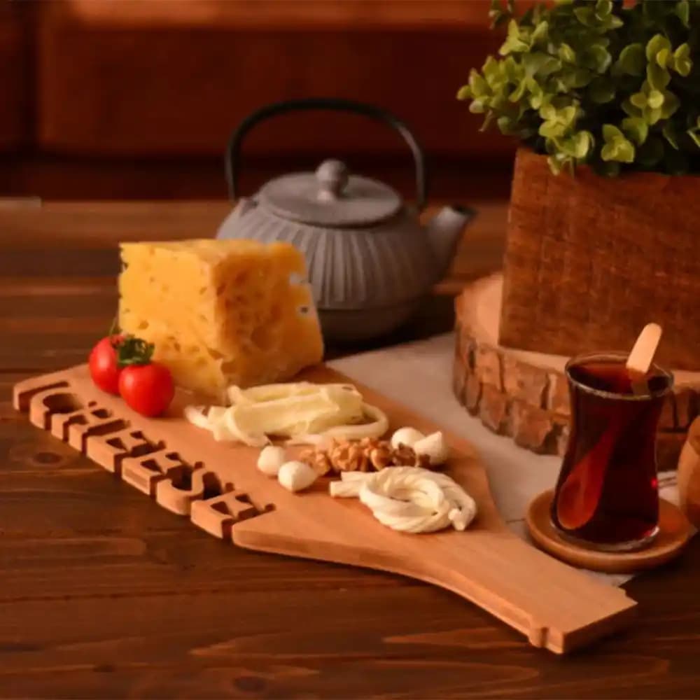 Estetik ve Fonksiyonel Peynir Tahtası Seçenekleri ve Dekorasyona Katkıları