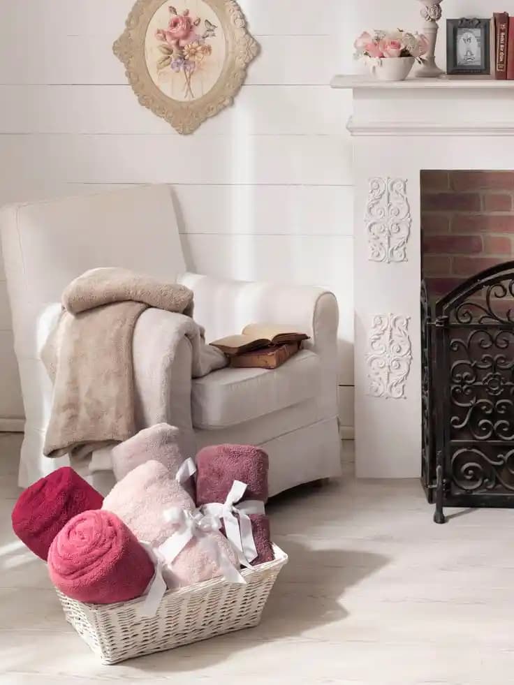 Ev Dekorasyonunda Battaniyelerin Rolü: Konfor ve Estetiğin Buluşması