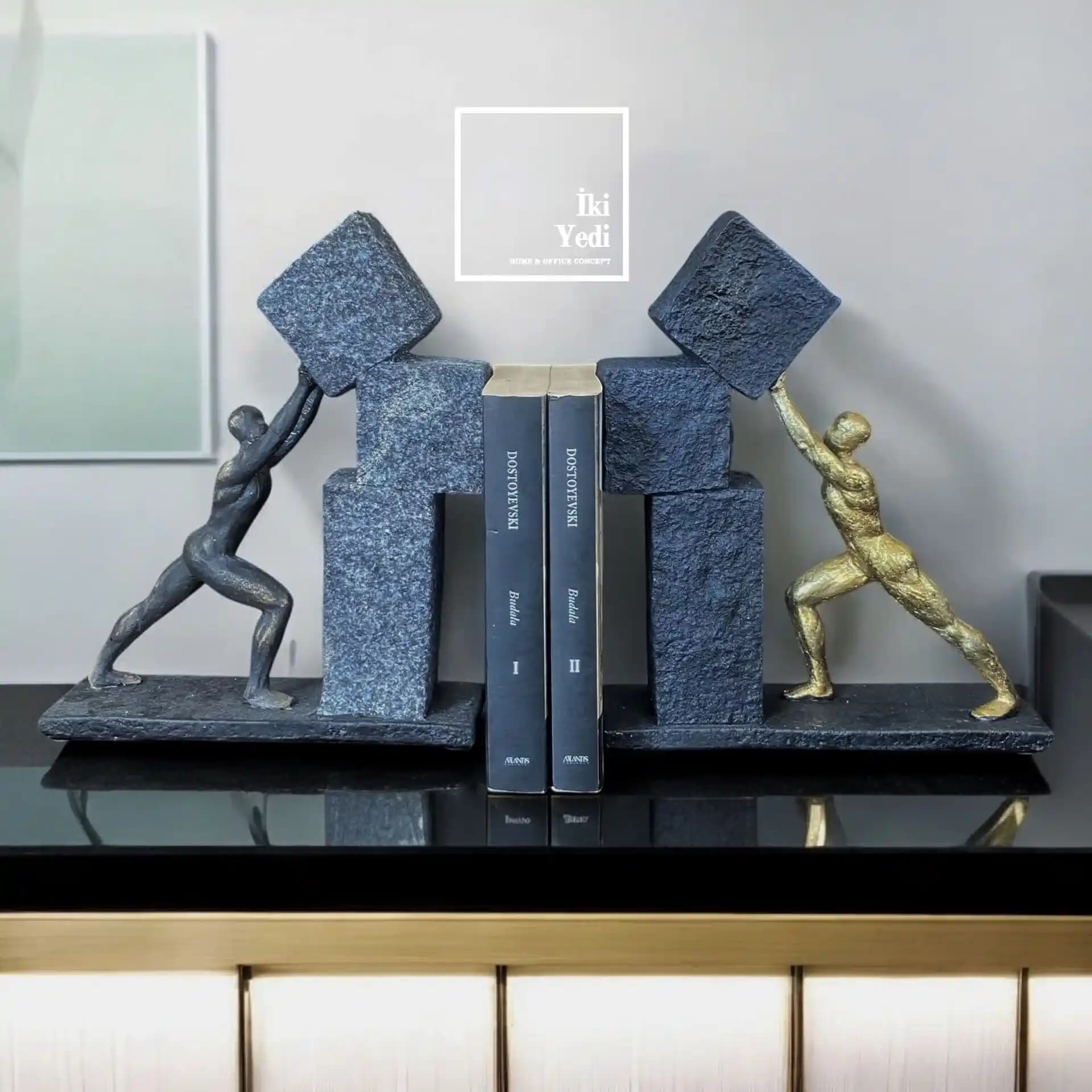 Ev Dekorasyonunda Fonksiyonel ve Estetik Kitap Tutucu Modelleri ve Trendler