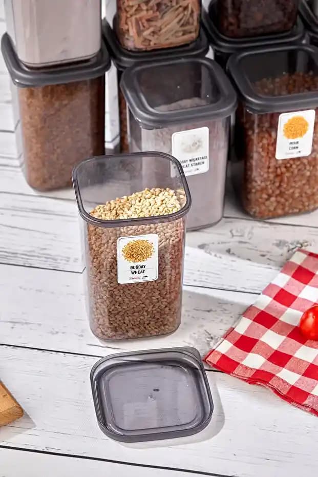 Ev İçin Estetik Saklama Kapları: Fonksiyonellik ve Tasarımın Uyumu