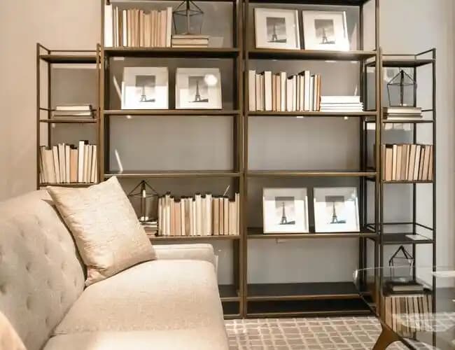 Ev İçin Tasarım Kitaplıkları: Fonksiyonellik ve Estetiğin Uyumuyla Dekorasyonunuzu Geliştirin