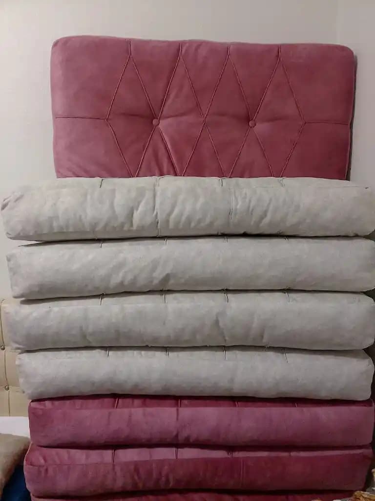 Ev Tekstili ve Konforlu Kanepe Yastıkları: Malzeme, Tasarım ve Trendler