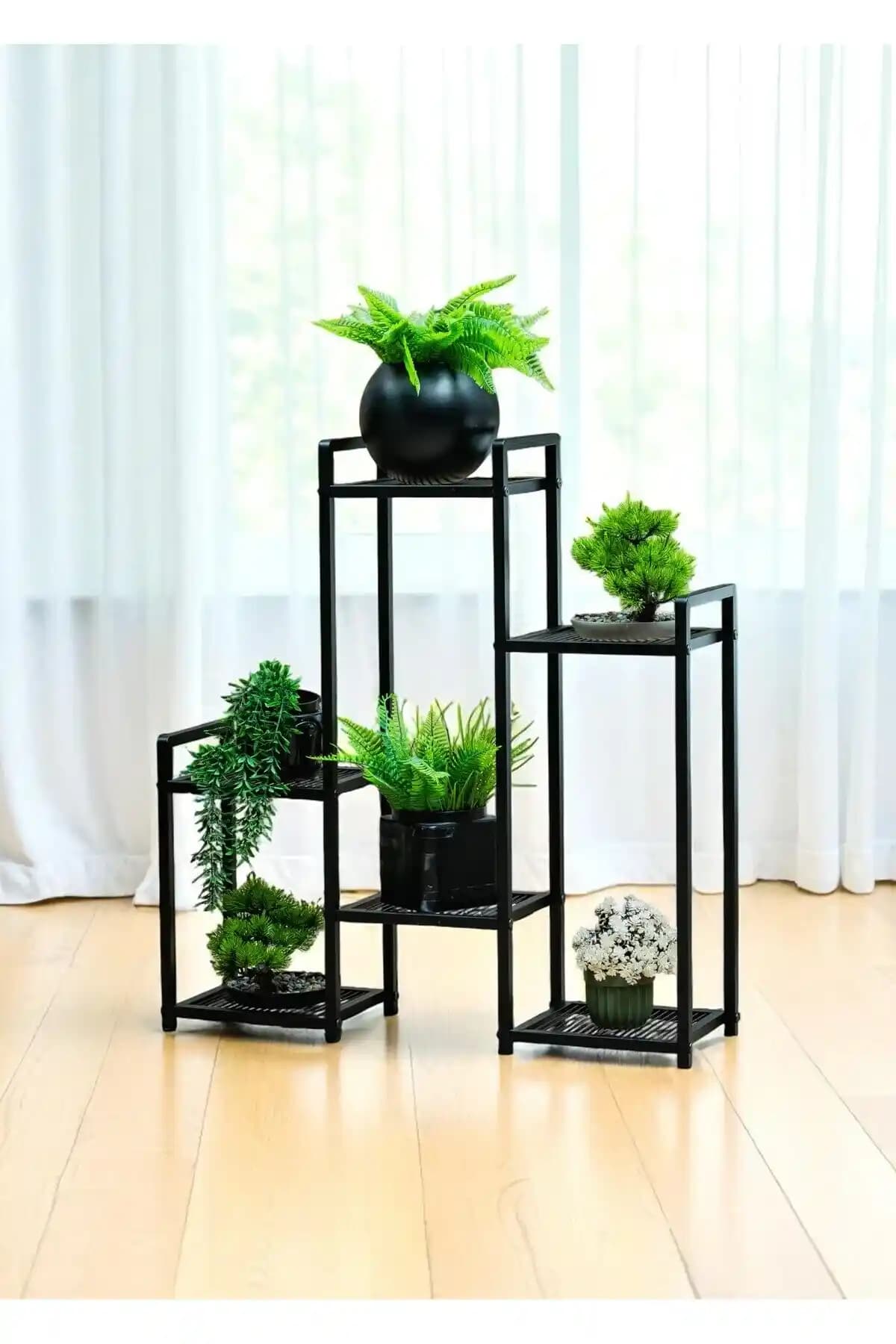 Ev ve Bahçe Dekorasyonunu Zenginleştiren Şık ve Fonksiyonel Saksılık Çeşitleri