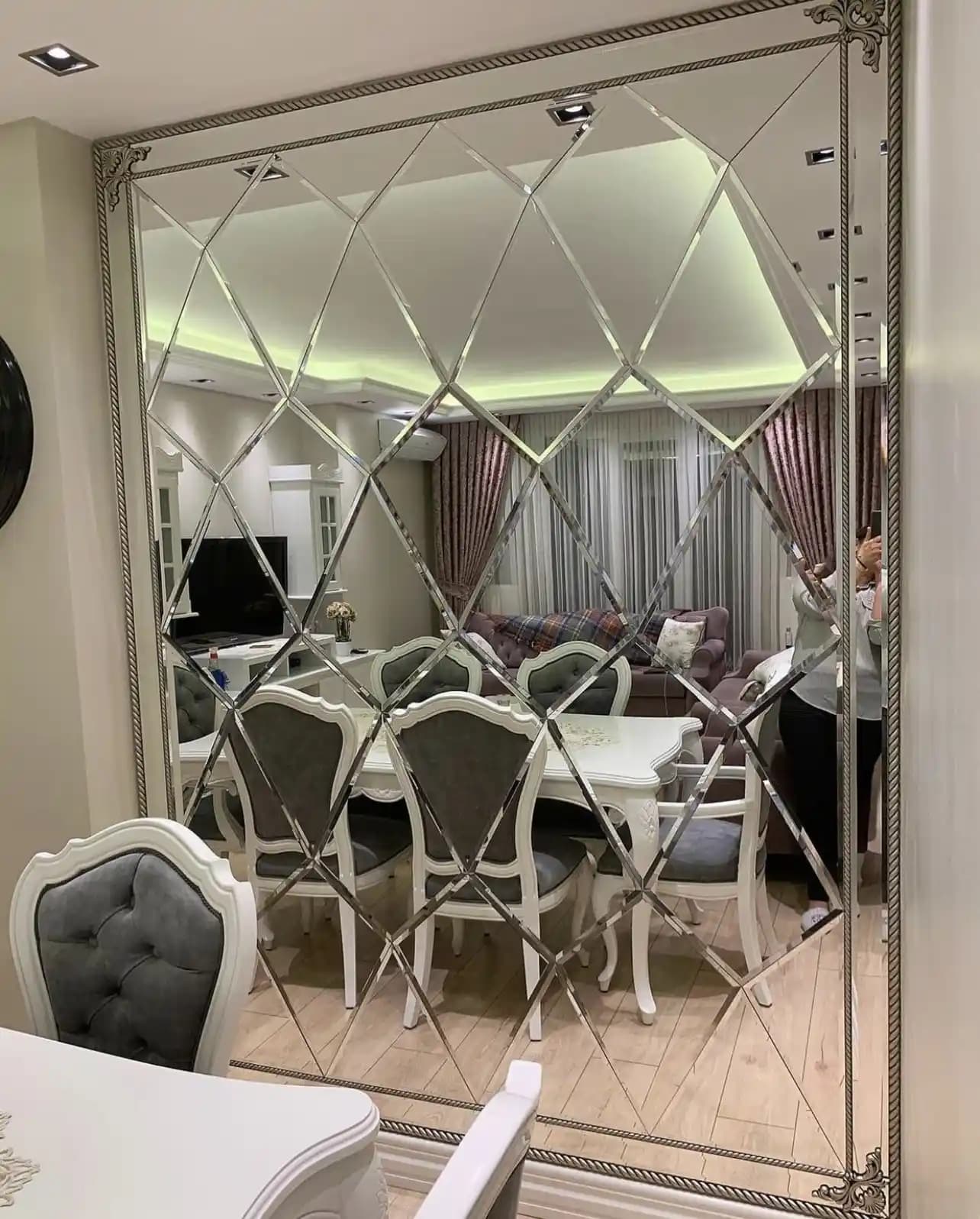 Geleneksel Baklava Aynası Tasarımları: Osmanlı ve Anadolu Motifleriyle Dekorasyon