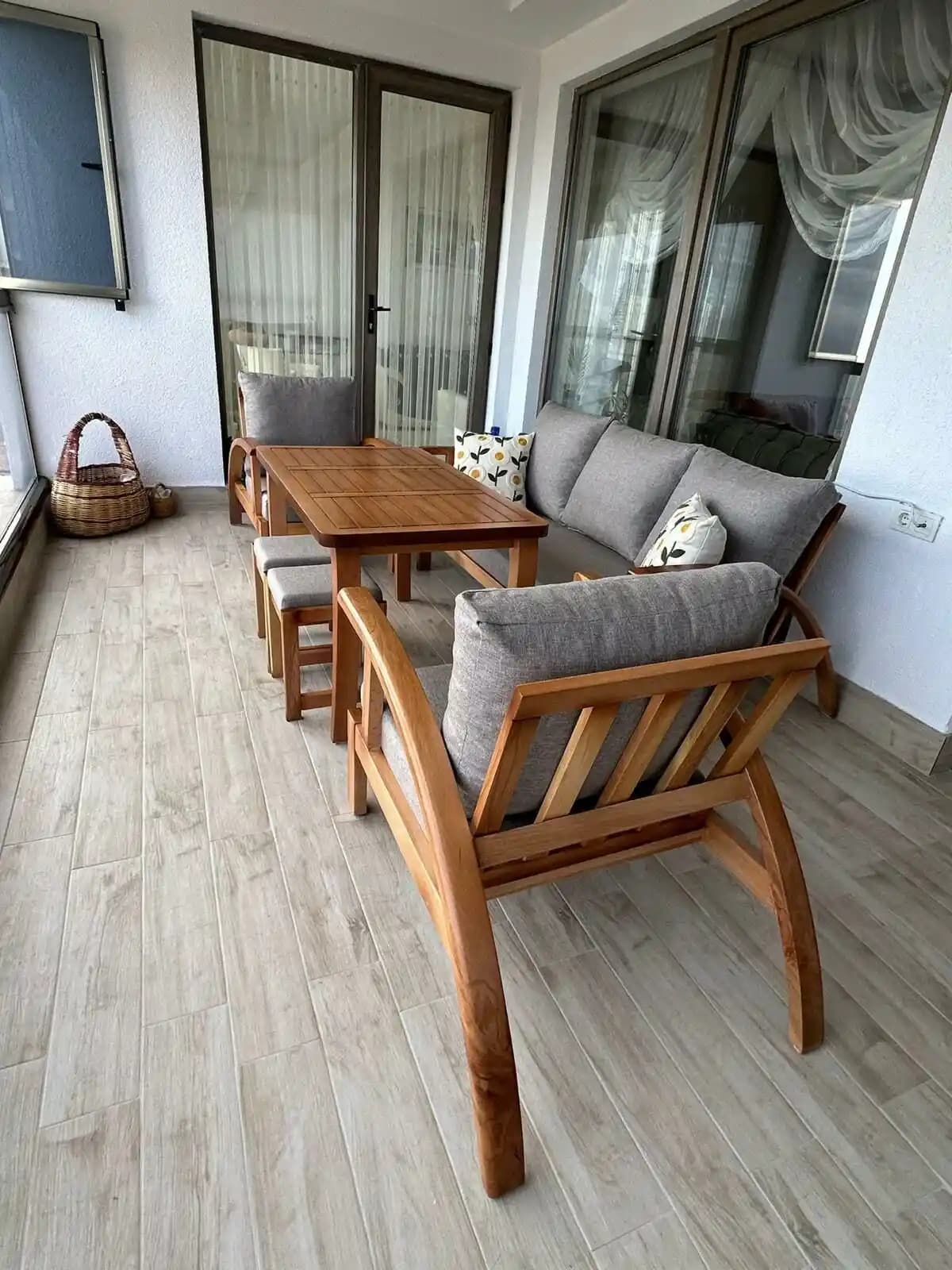 Güvenli ve Estetik Balkon Takımlarıyla Konfor ve Şıklığı Yakalayın
