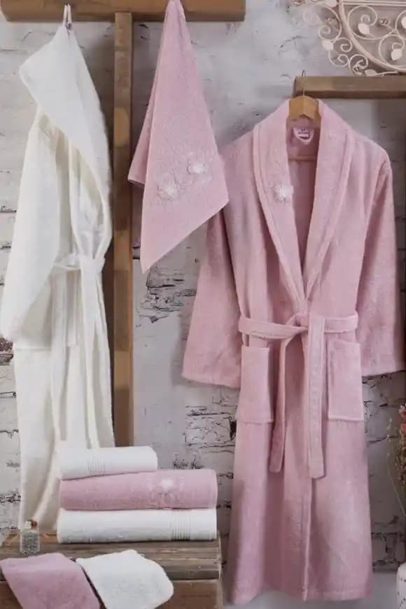 Hurrem Bornoz Tekstil Ürünleri: Yüksek Kalite ve Şık Tasarımlarla Konforun Buluşması