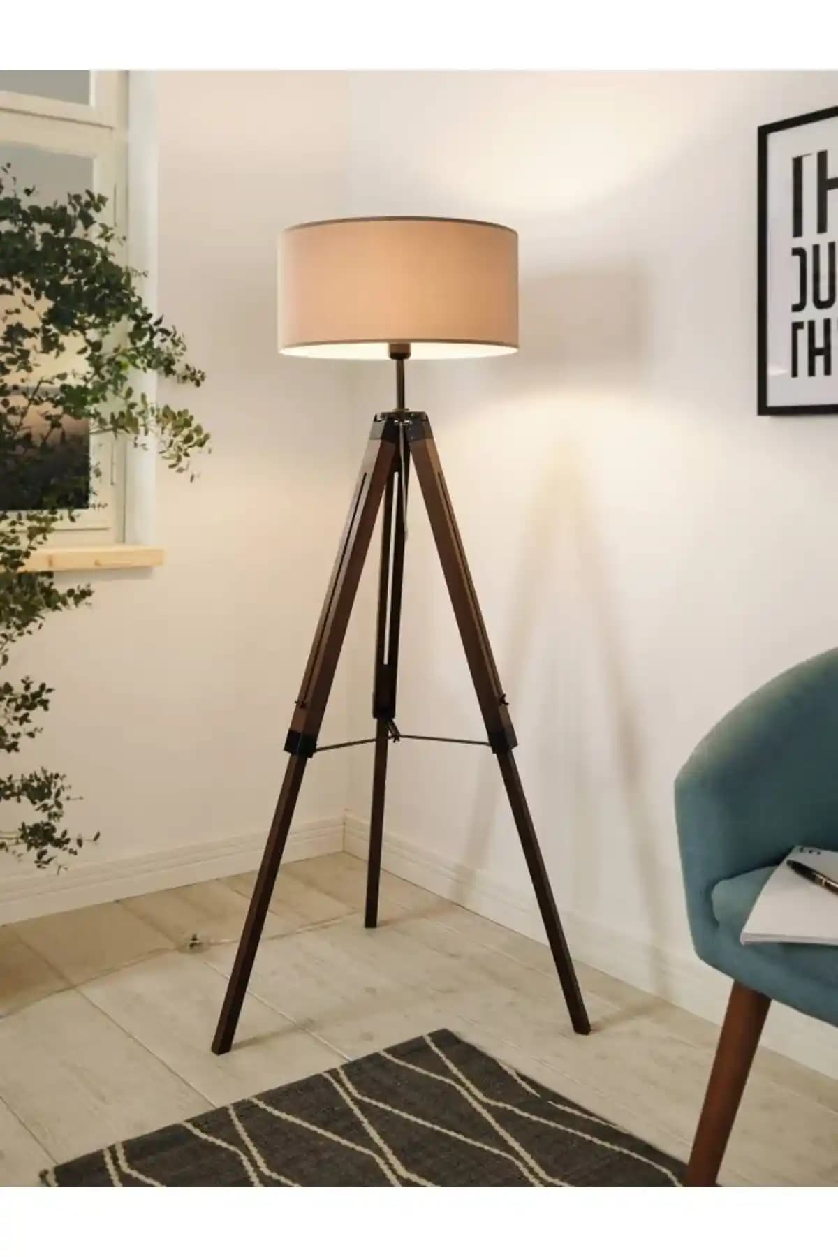 İç Mekan Dekorasyonunda Köşe Lambalarının Tasarımı ve Kullanım İpuçları