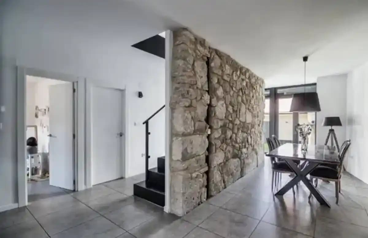 İç Mekanlarda Doğal Taş Kullanımı: Estetik ve Dayanıklılığı Bir Arada Sunar