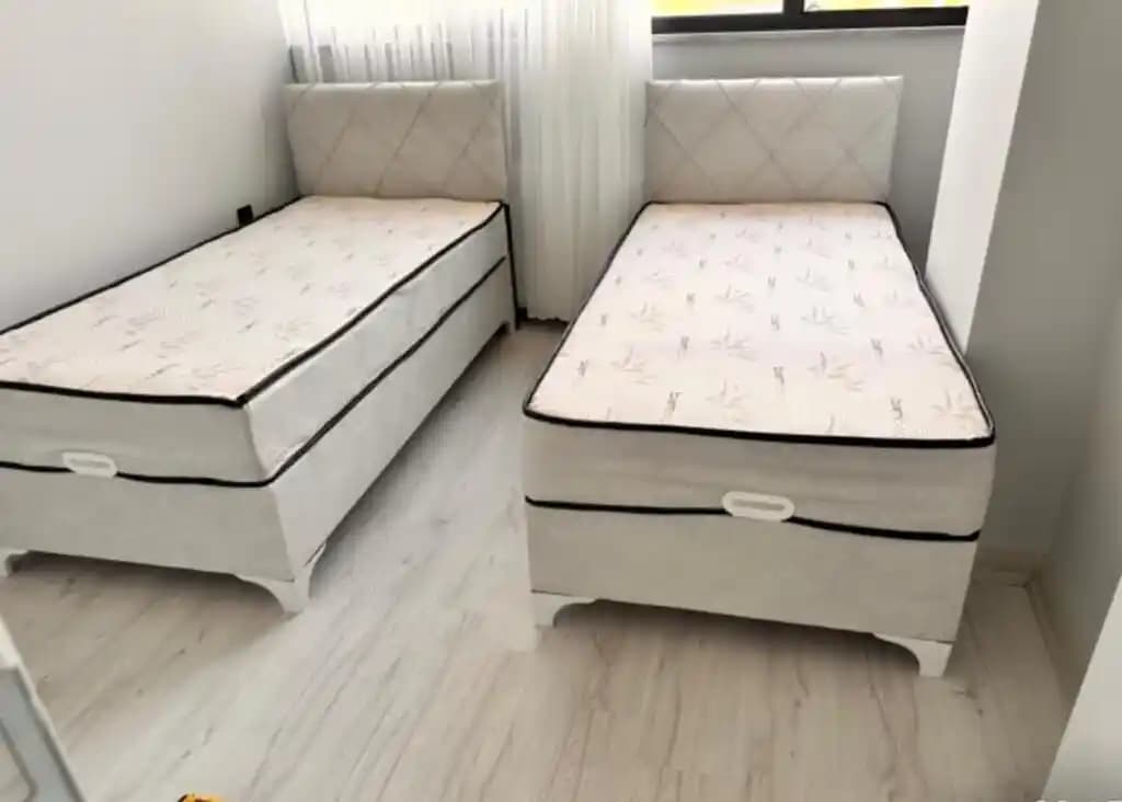 İkinci El Tek Kişilik Bazalar: Ekonomik ve Dayanıklı Seçenekler Rehberi