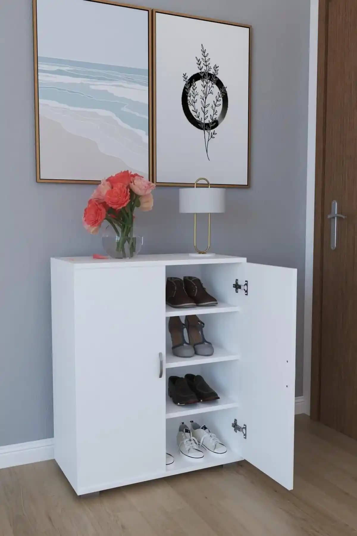 İnce 4 Bölmeli Ayakkabılık ile Dar Alanlarda Fonksiyonellik ve Estetik Sağlama