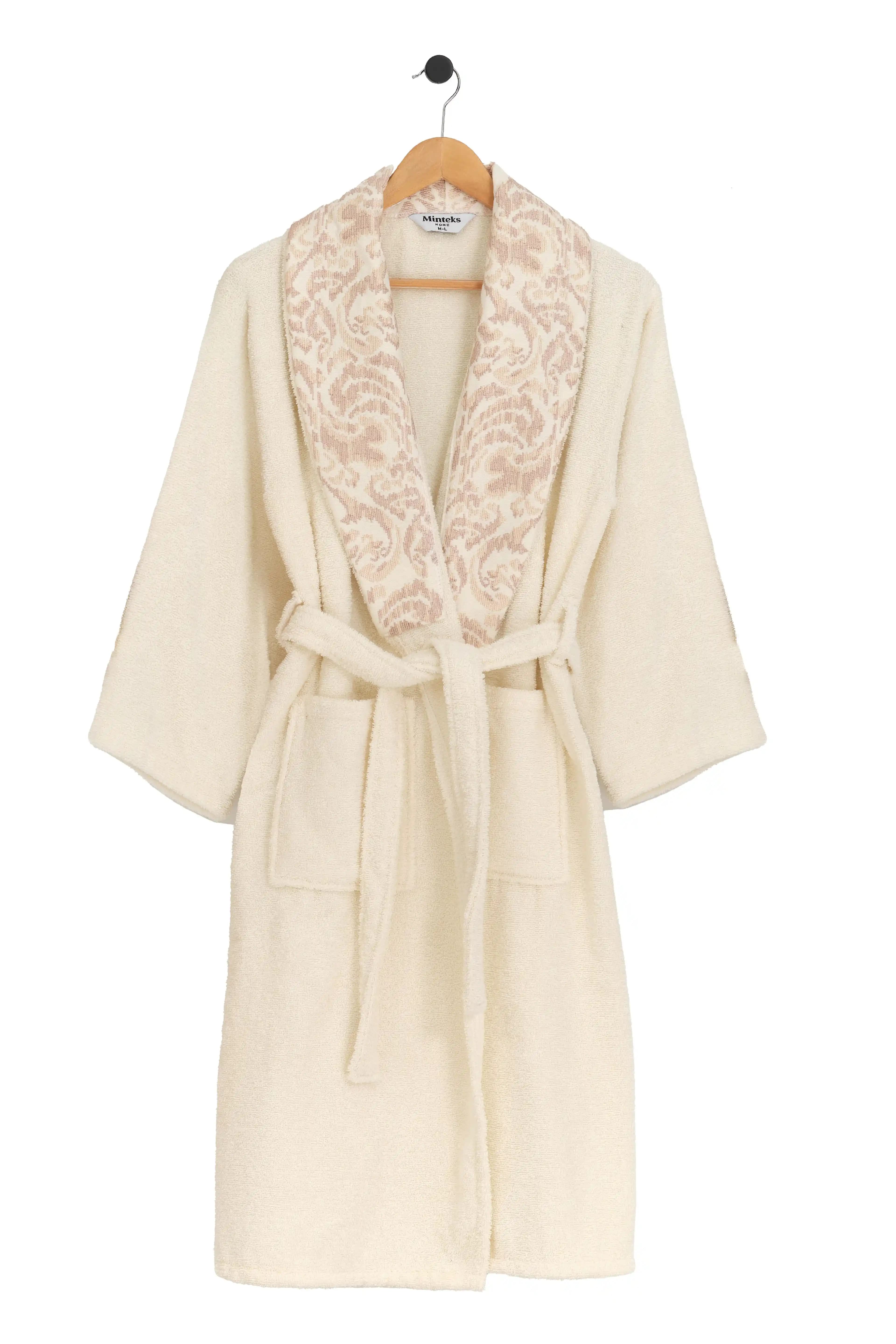 Kadın Bornoz Modelleri ve Doğru Seçim İçin Önemli İpuçları