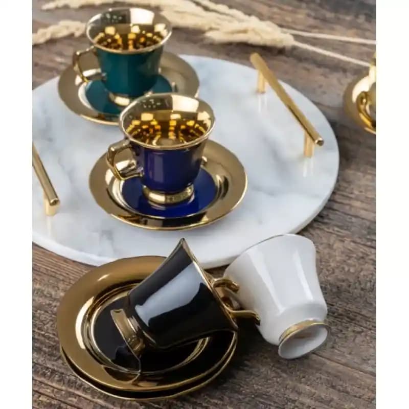 Kahve Fincanlarıyla Dekorasyonda Yaratıcı ve Pratik Kullanım Yöntemleri