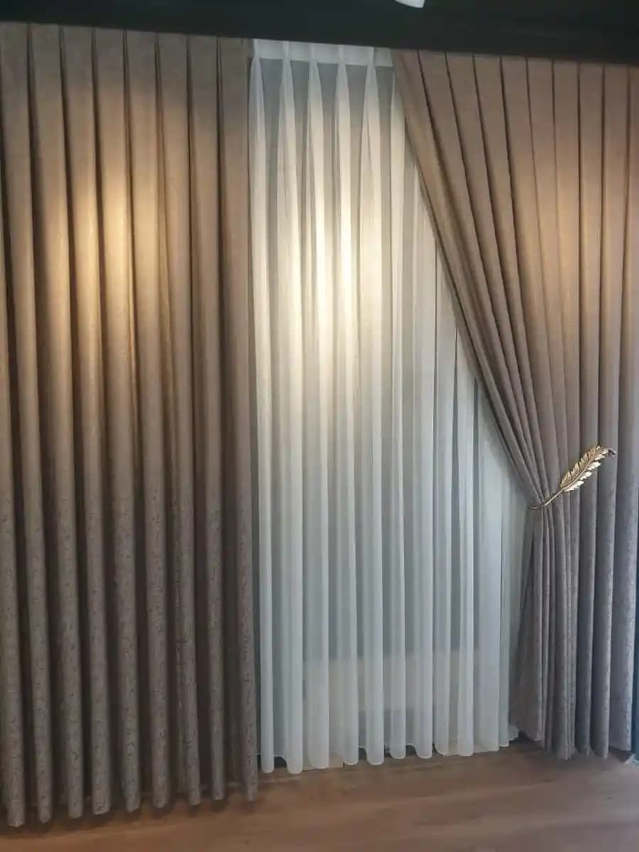 Kalın Tül Perdeler ile Ev Dekorasyonunda Estetik ve İşlevsellik Sağlama Rehberi