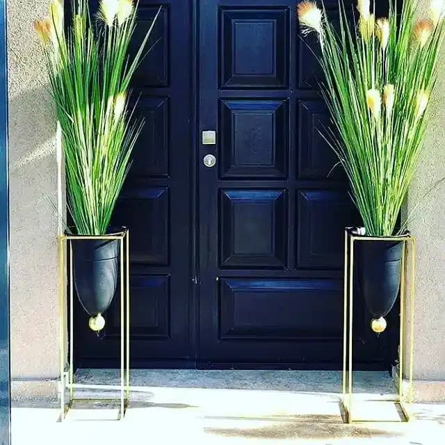 Kapı önü kullanımına uygun işlevsel ev aksesuarları ve seçim kriterleri