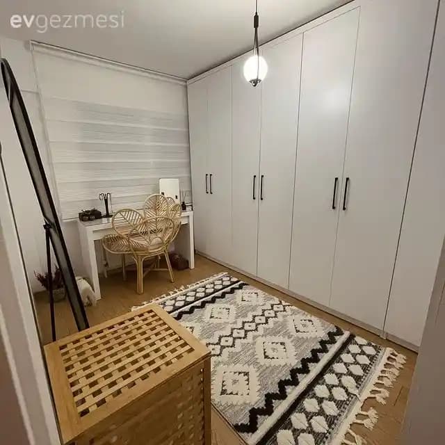 Kilim Desenli Gardrop ve Ev Dekorasyonunda Kullanım İpuçları ve Stil Önerileri