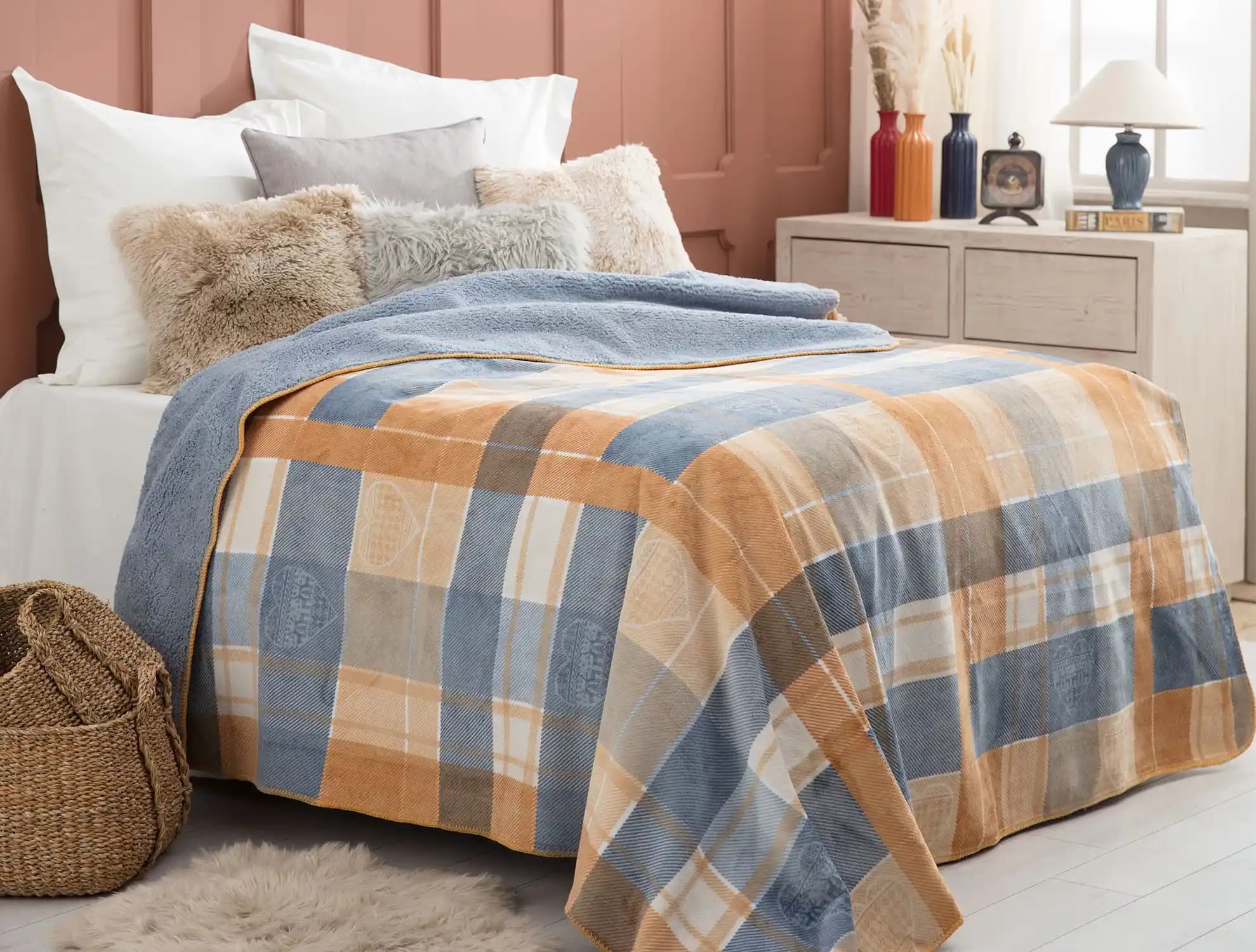 Kişiye Özel Battaniyeler: Konfor ve Estetiği Bir Arada Sunan Modeller ve Kullanım Alanları