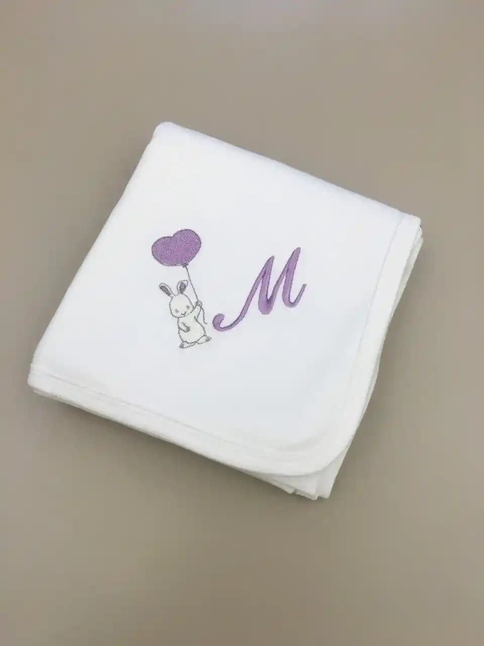 Kişiye Özel Ev Tekstili Battaniyeler: Sıcaklık ve Anlam Katmanın En Güzel Yolu