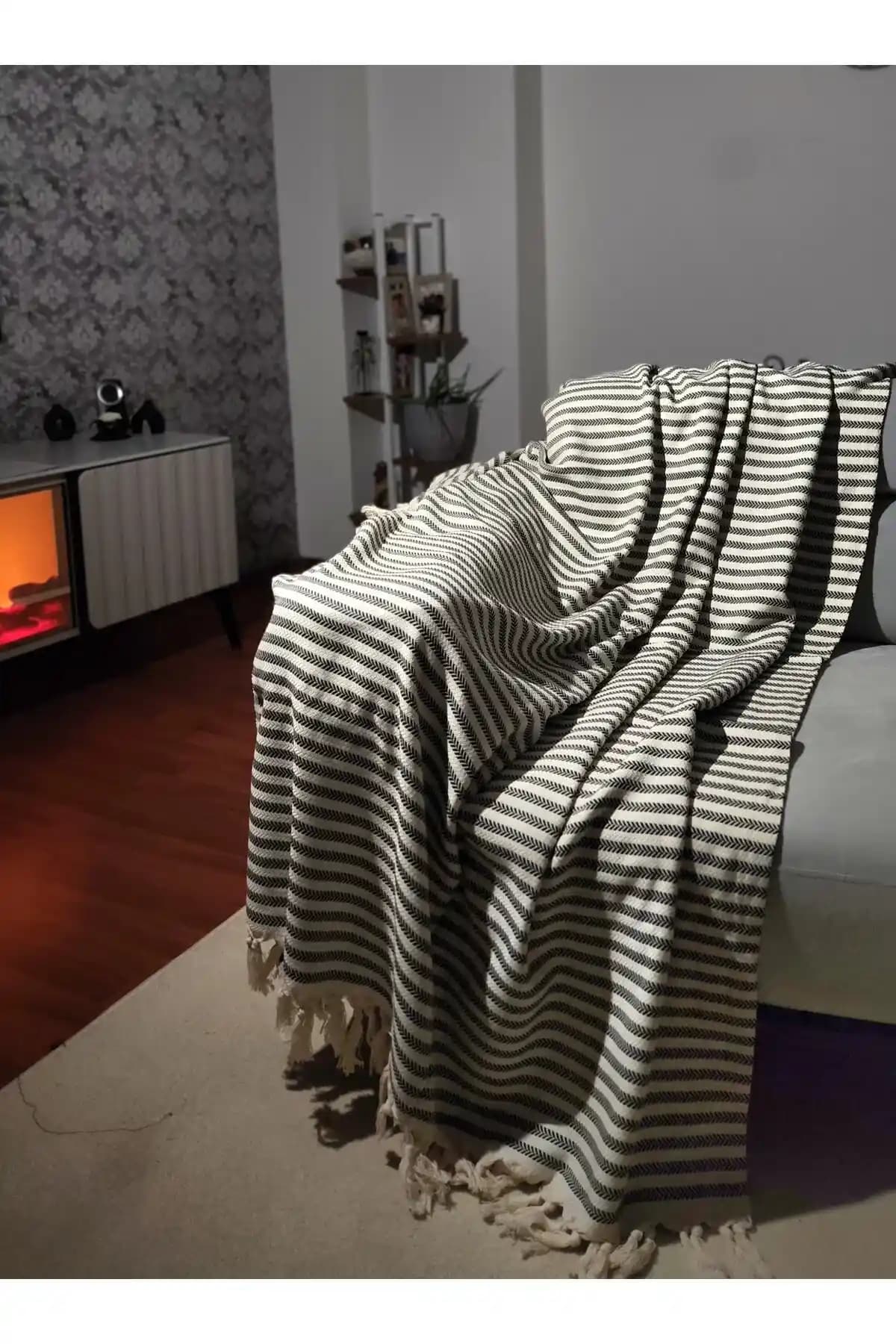 Konforlu ve Sıcacık Ev Battaniyesi Seçenekleri: Kış Ayları İçin İpuçları ve Trendler