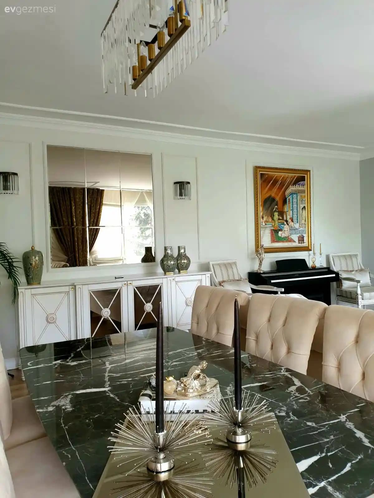 Krem Mermer Dekorasyonunda Fonksiyonellik ve Estetik: İç Mekan Tasarımında Doğal Taş Kullanımı