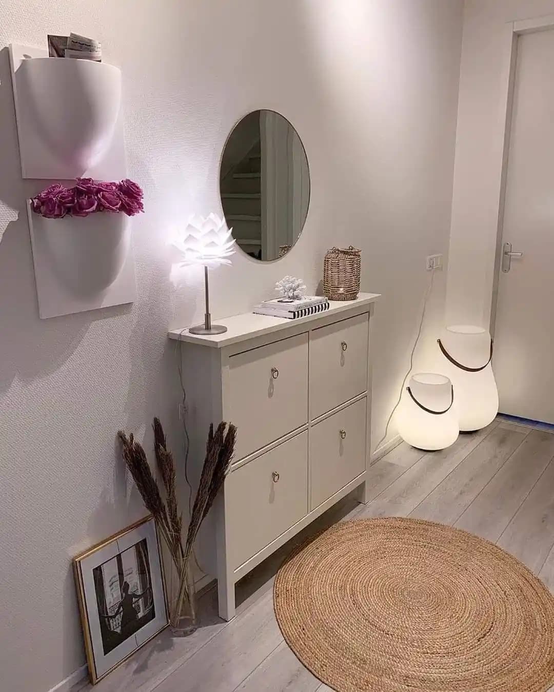 Küçük Mekanlarda Dekorasyon ve Dar Dresuar Kullanımı İpuçları ve En Uygun Modeller