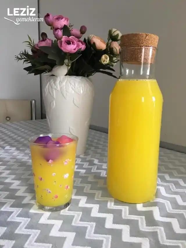 Limonata Kavanozlarıyla Şık ve Fonksiyonel Ev Dekorasyonu Önerileri ve Tasarım Fikirleri