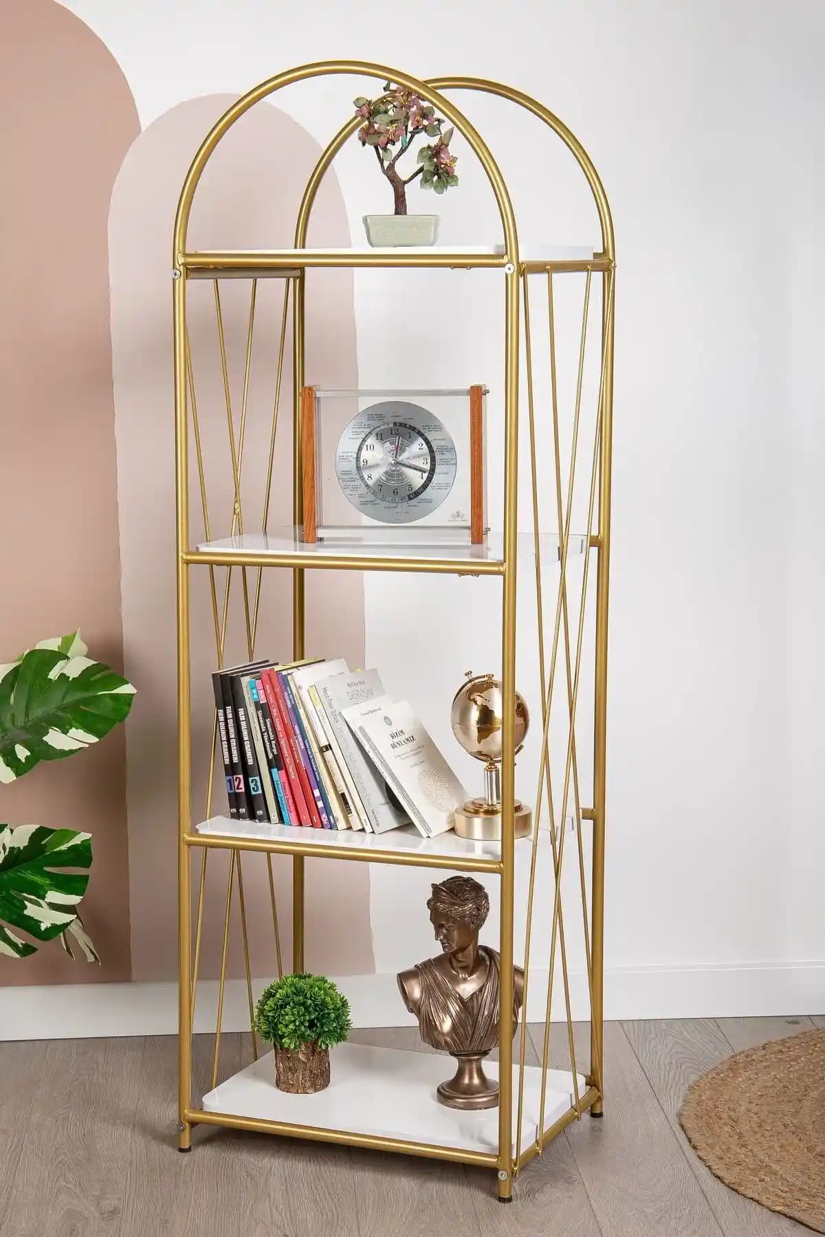 Metal ve Altın Renkli Mobilya Kitaplıklar: Modern Tasarım ve Estetik Çözümler