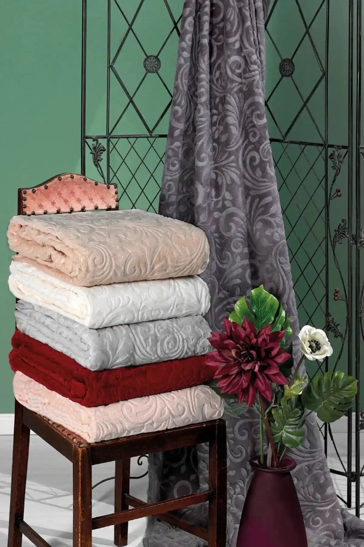 Mink Battaniye Ebat Seçenekleri ve Kullanım İpuçlarıyla Konforu Artırın