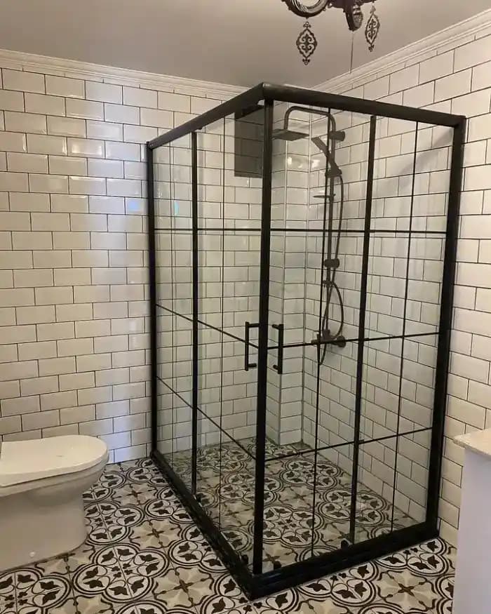 Modern duşakabin modelleri ve banyoda kullanım alanları hakkında kapsamlı rehber