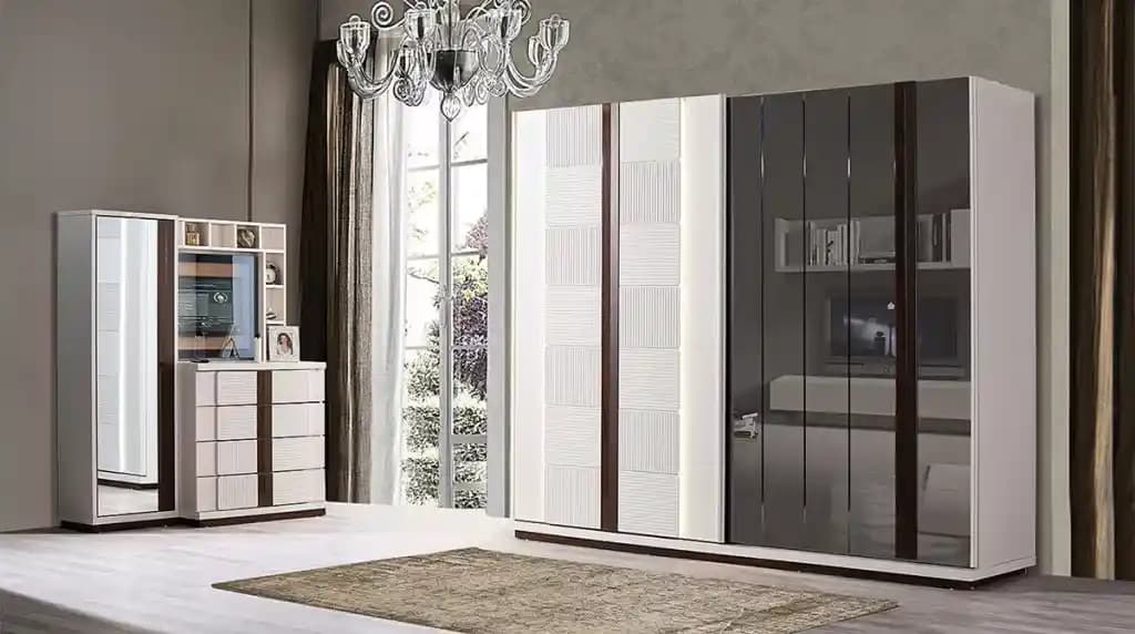 Modern Ev Dekorasyonunda Kilim ve Gardrop Seçenekleri ve Uyumlu Kombinasyonlar