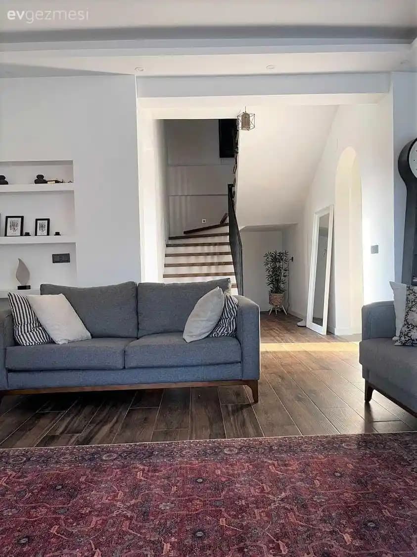Modern ev dekorasyonunda şık ve fonksiyonel halı seçimleri rehberi