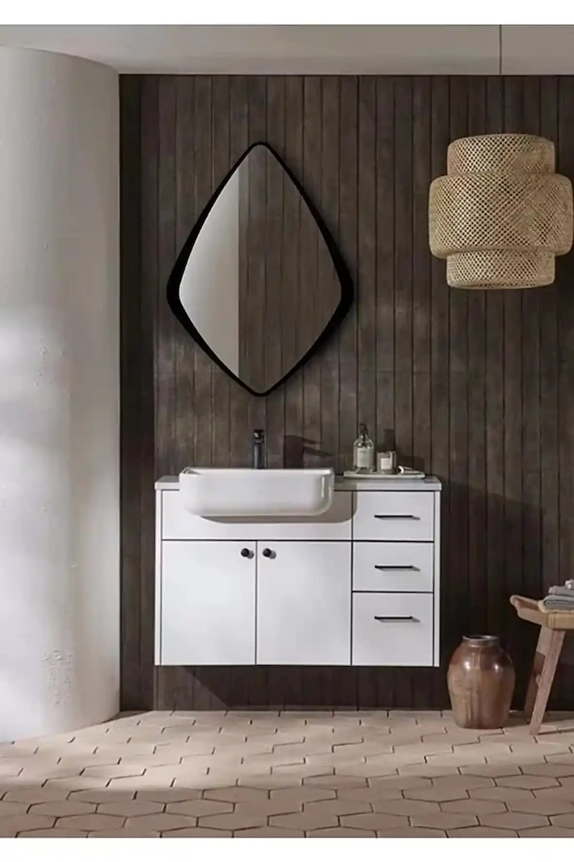 Modern İç Mekan Dekorasyonunda Geleneksel Baklava Aynası Seçenekleri ve Trendler