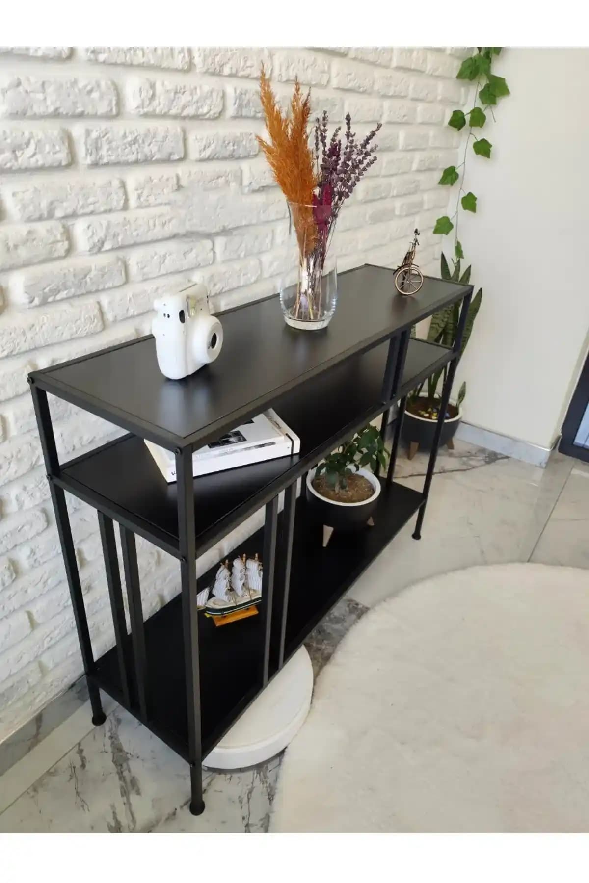 Modern Kahve Köşesi ve Konsol Seçenekleriyle Ev Dekorasyonunuzu Yenileyin