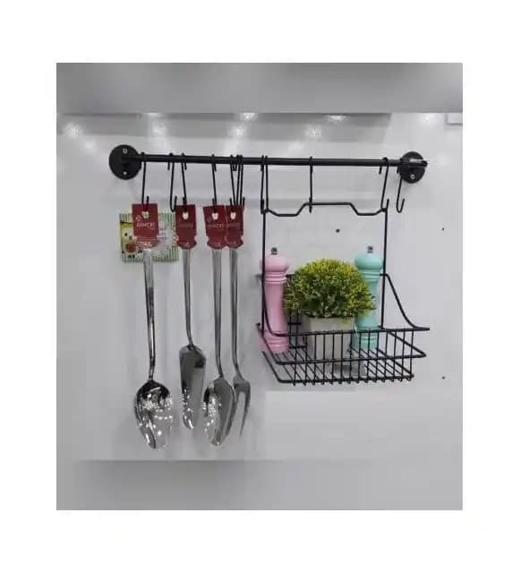 Modern mutfaklar için işlevsel ve şık aksesuarlar: düzen ve estetiğin birleşimi