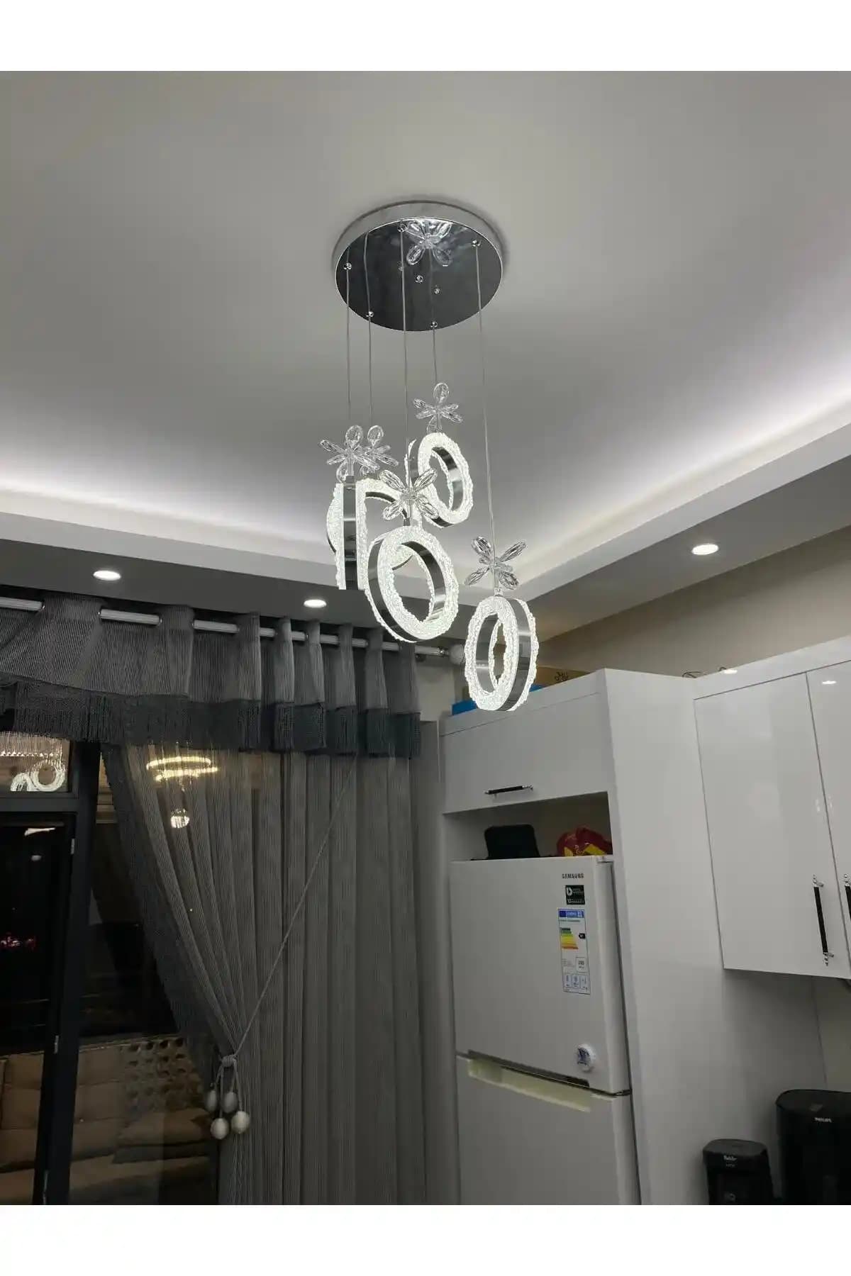 Modern Silindir Avize Tasarımı ve Dekorasyonda Kullanım İpuçları