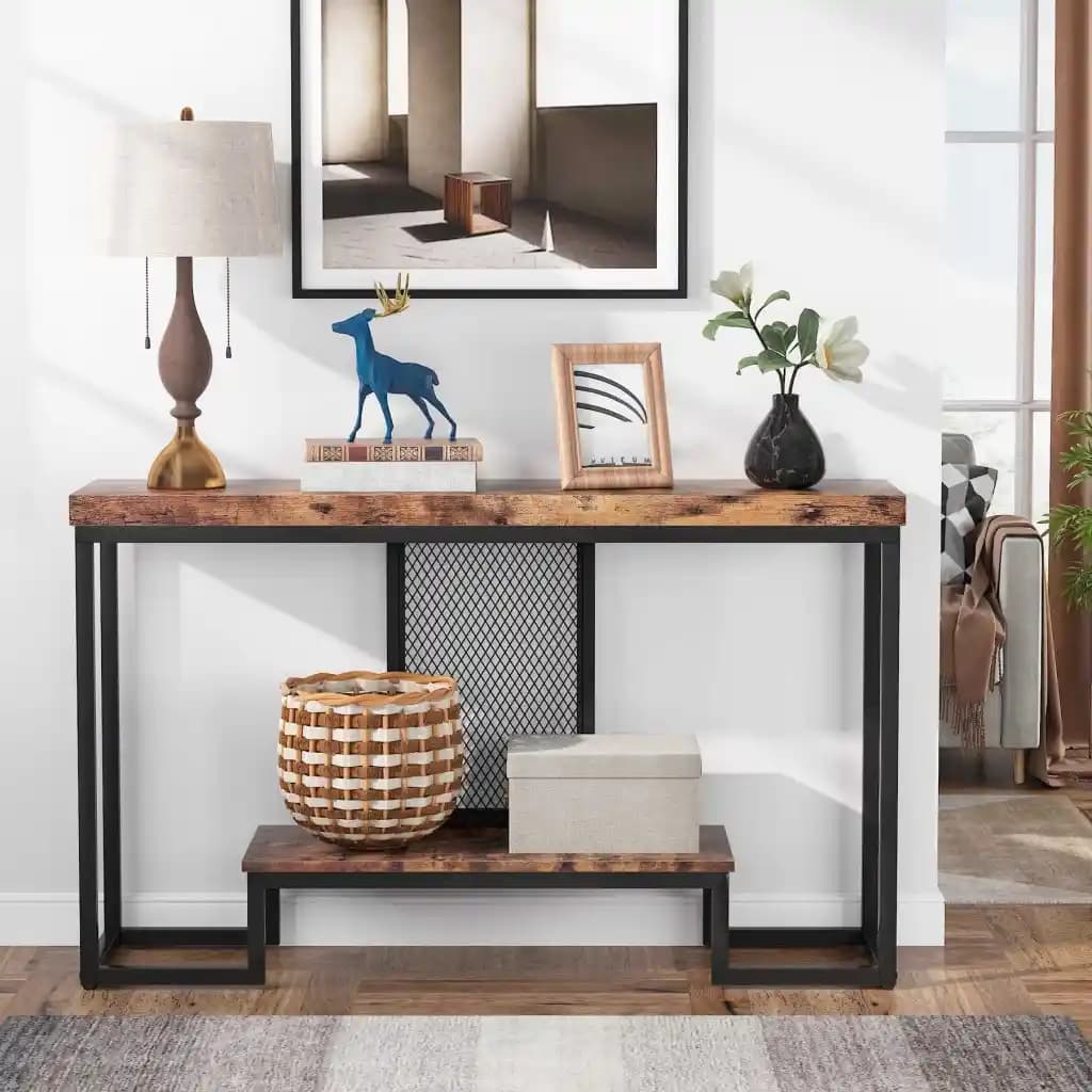 Modern Tasarım Dekoratif Konsollar: Estetik ve Fonksiyonellik ile Ev Dekorasyonunu Yenile