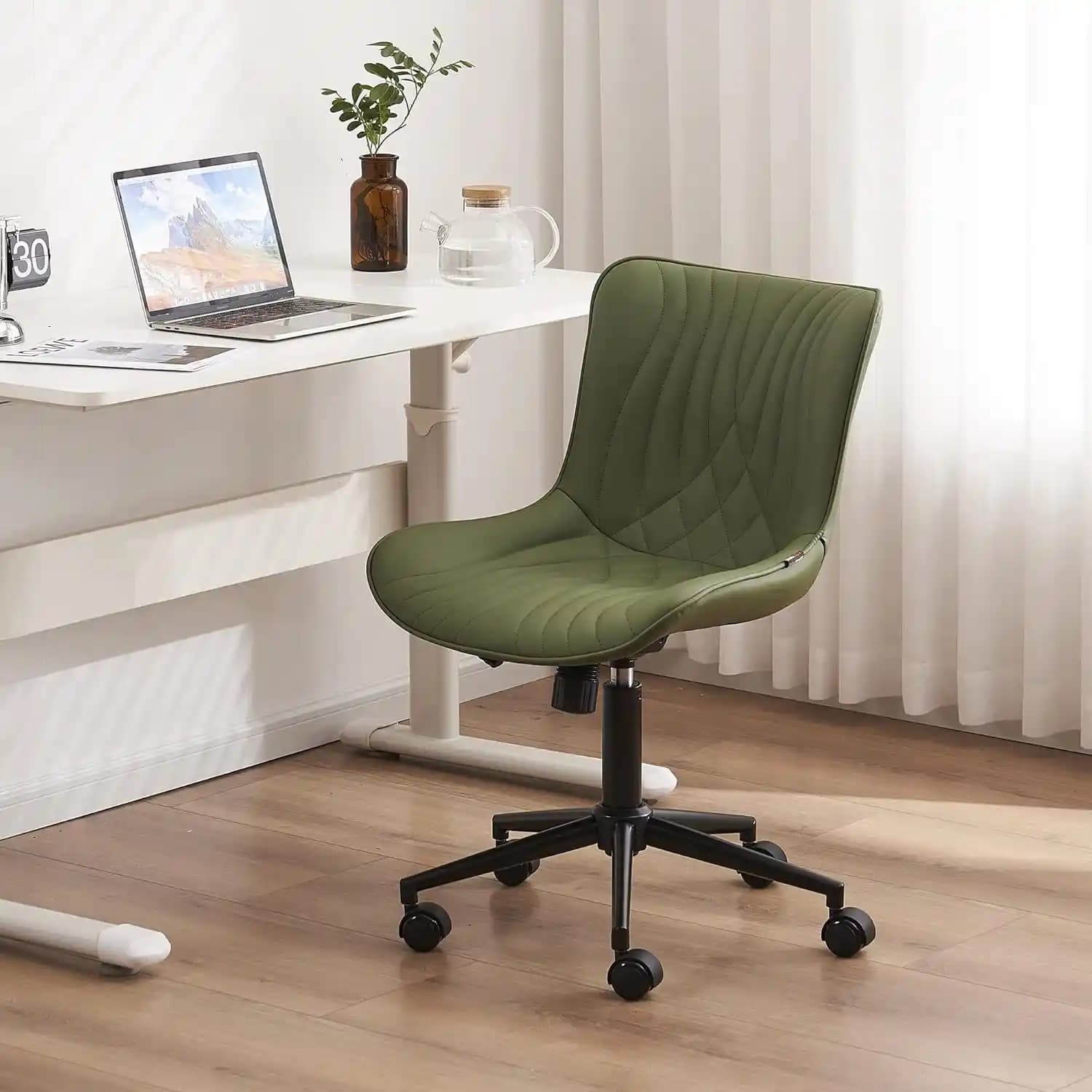 Modern ve Ergonomik Ev Sandalyeleri: Konfor ve Şıklığın Birleşimi