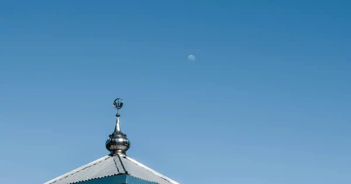 Modern ve Pratik Koltuk Sehpa Seçenekleri ile Ev Dekorasyonunda Yenilikçi Yaklaşımlar
