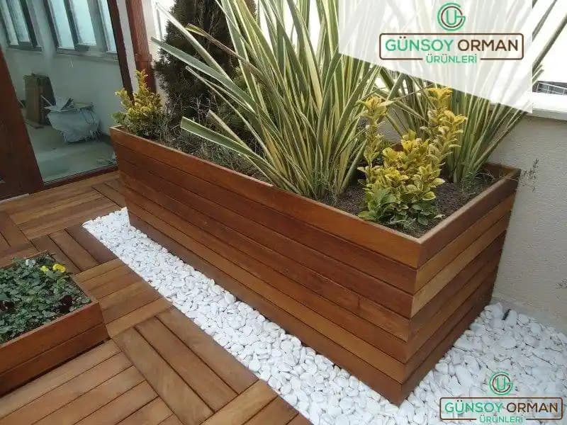 Modern ve Şık Saksılarla Mekanlarınızı Estetik ve Fonksiyonellikle Dekore Edin