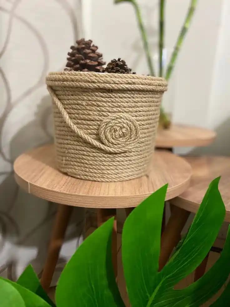 Modern Yaşam Alanları İçin Dekoratif İp Kutuları: Estetik ve Fonksiyonellik Bir Arada