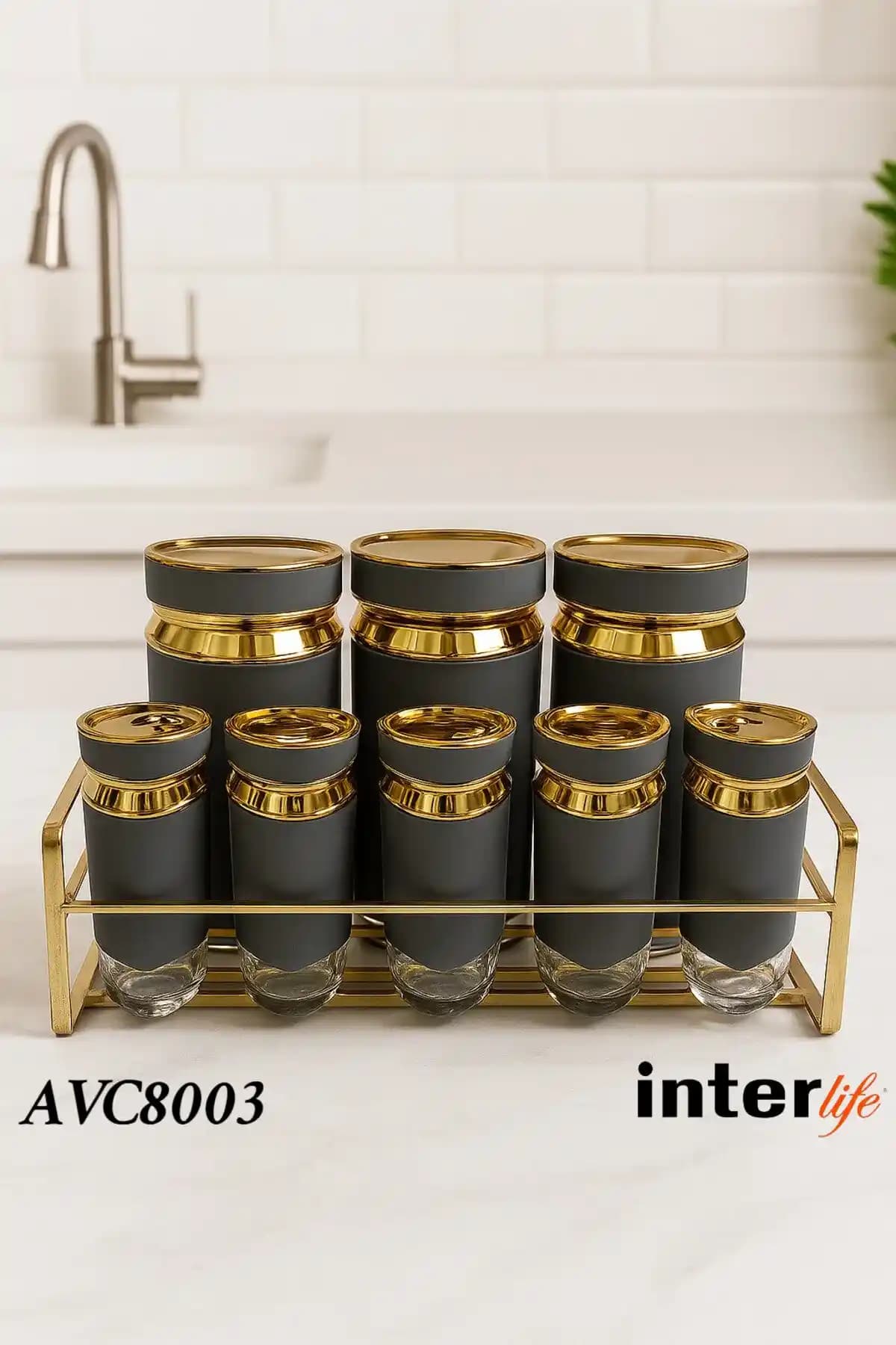 Mutfak Dekorasyonunda Fonksiyonellik ve Estetiği Birleştiren Baharatlık Tıpası Seçenekleri