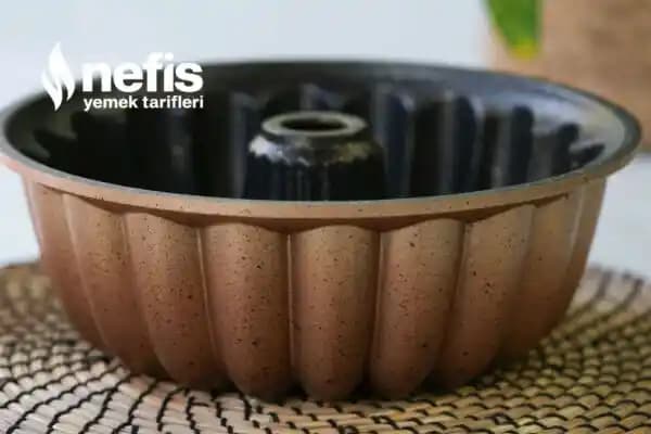 Pratik ve Güvenli Kilitli Kek Kalıbı Tasarımları Mutfakta Kolaylık Sağlar